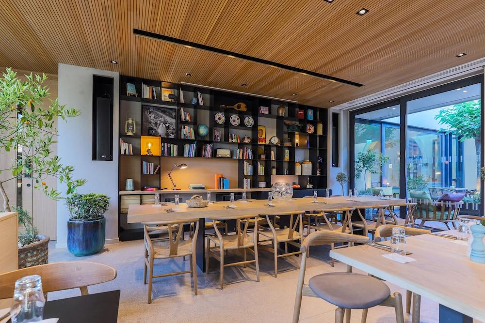 Hotel Indigo Larnaca By Ihg-Adults Only Exteriör bild